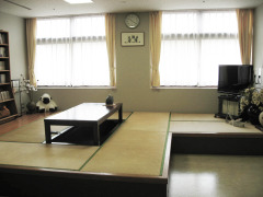 第二岩崎病院・外来和室
